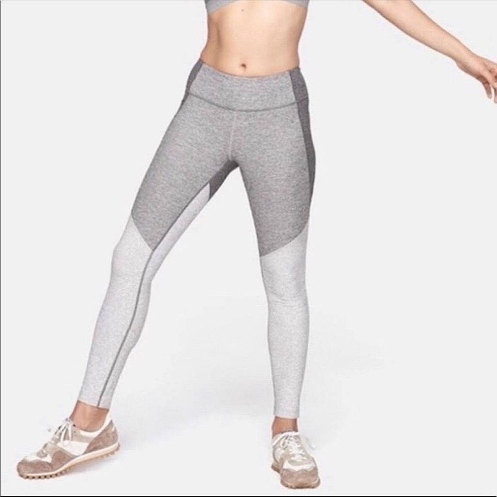 Outdoor Voices - Tri-Tone 7/8 Leggings Tights Gray - Size Medium